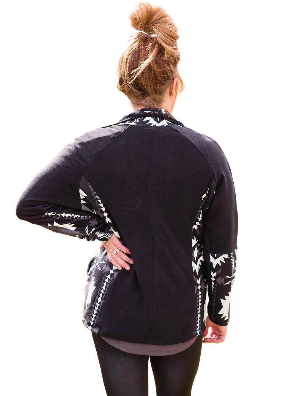 NEW CRAZY TRAIN trail blazer aztec jacket in black and white - Picture 2 of 3